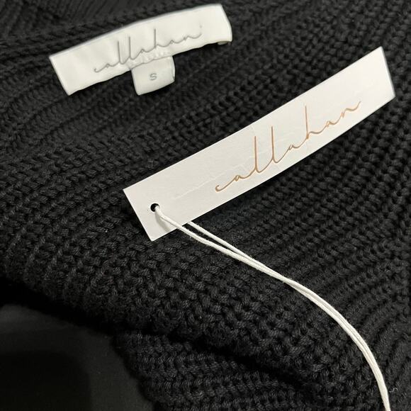 NWT Callahan Black Off Shoulder Slouchy Bell Sleeve Cotton Knit Sweater V Neck S - Picture 3 of 9